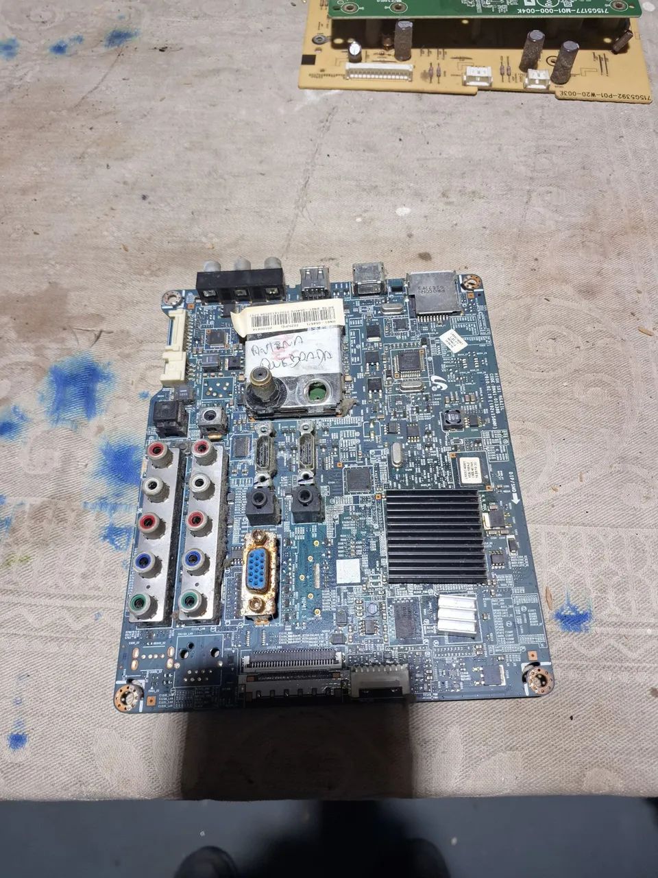 placa samsung ln32c4501mzd...esta com o conetor da antena quebrado65735155674242120