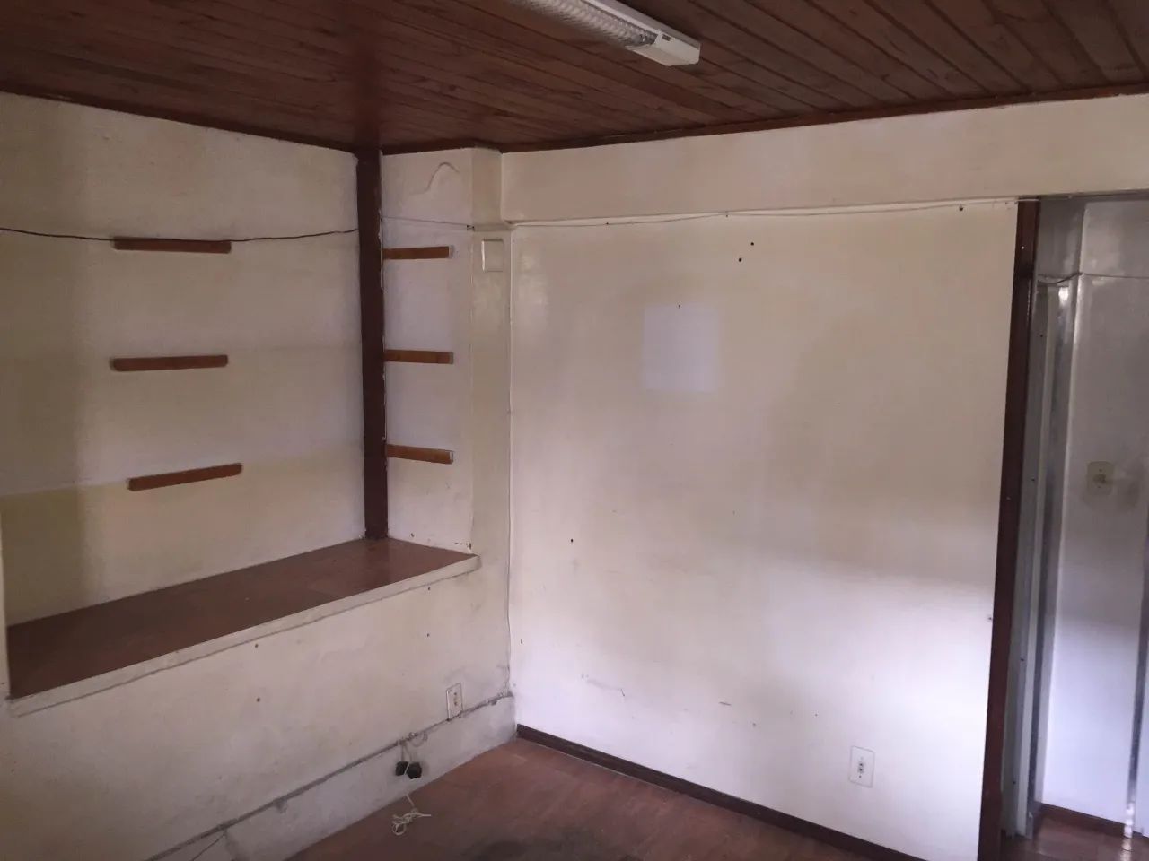 Ponto comercial/Loja/Box para venda possui 38 metros quadrados com 1 quarto - Foto 7