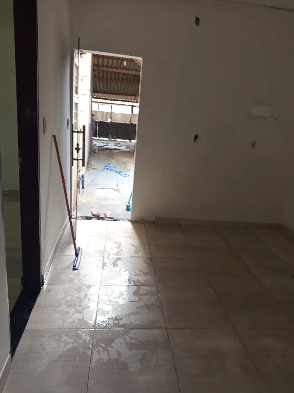 Aluga se excelente casa 