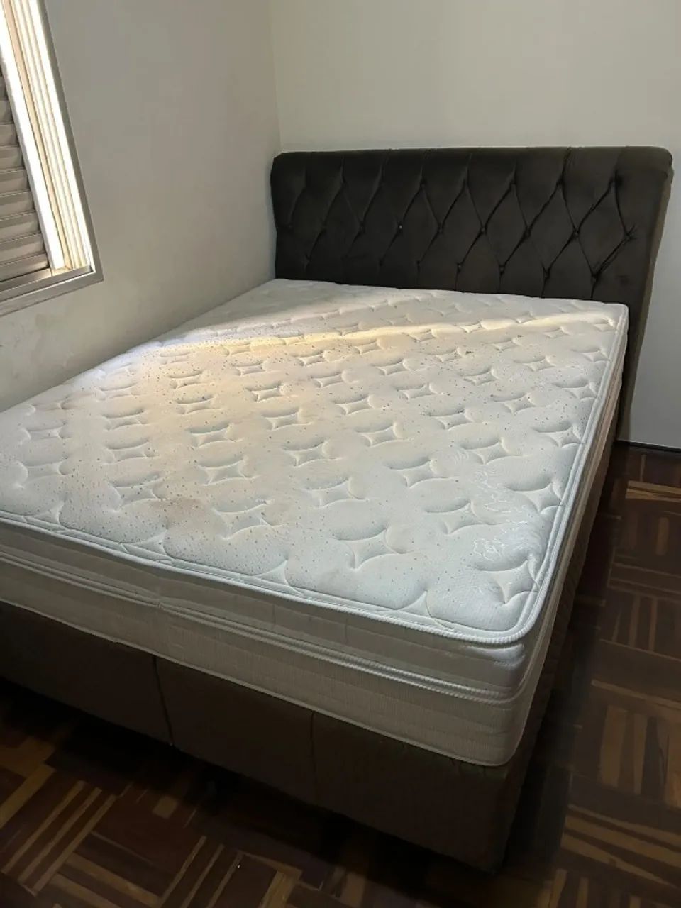 Guarda Roupa e Cama de Casal Box - Foto 2