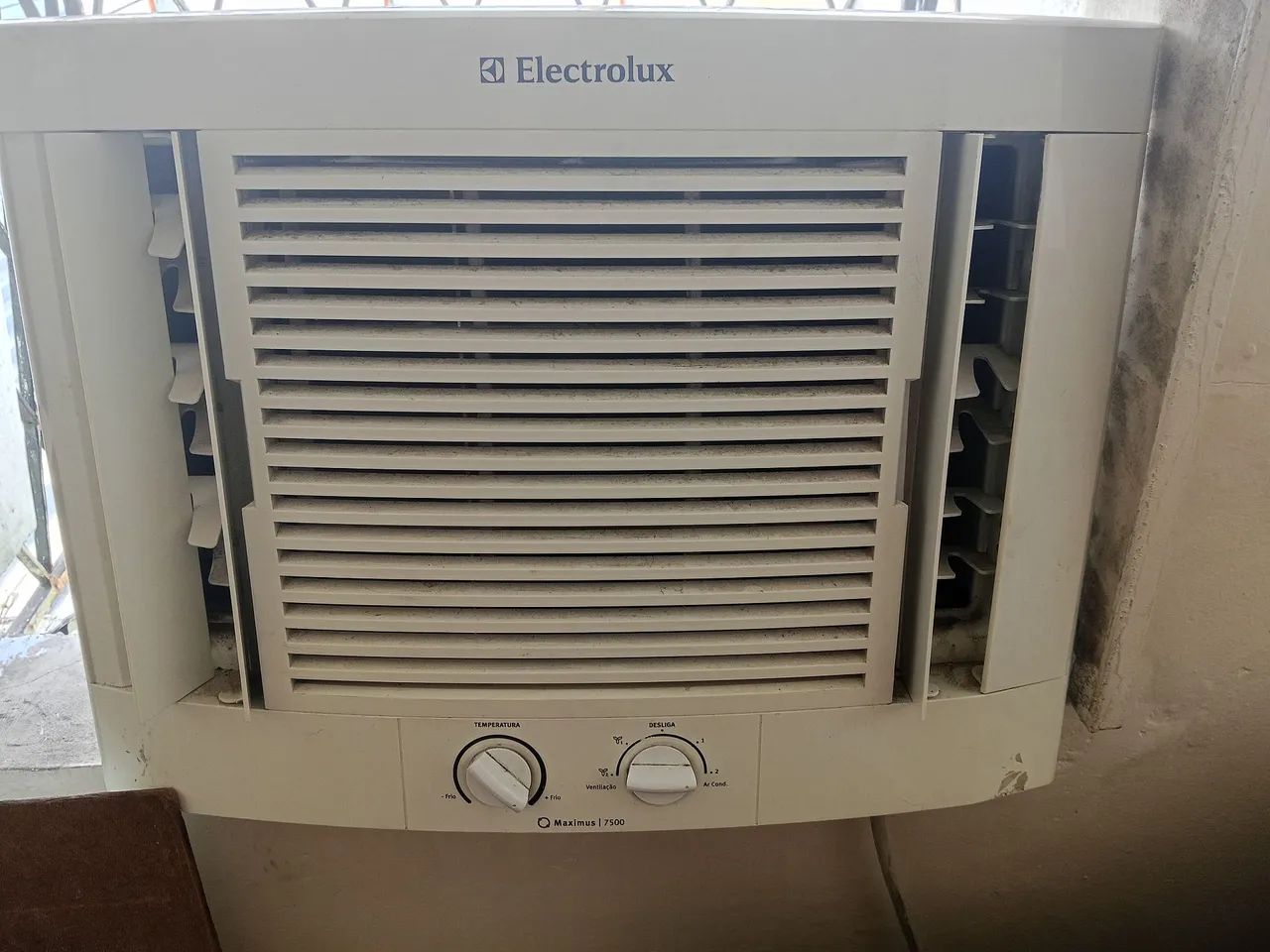 Ar condicionado Eletrolux 7500btu janela - Foto 2