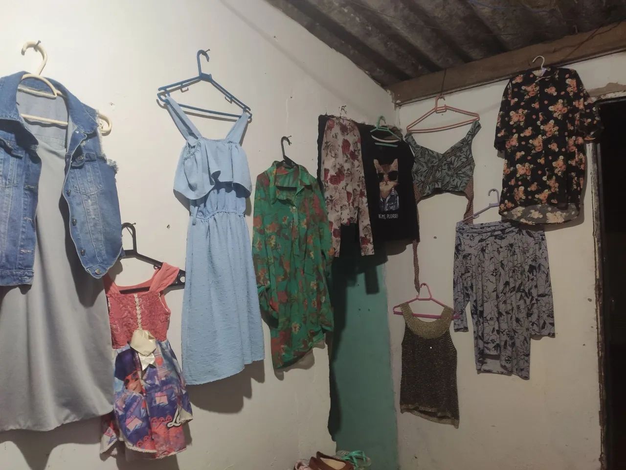 Lote 02 de roupas !!! ZAP * - Foto 2