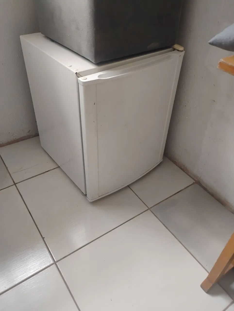 Frigobar Eletrolux - Foto 4