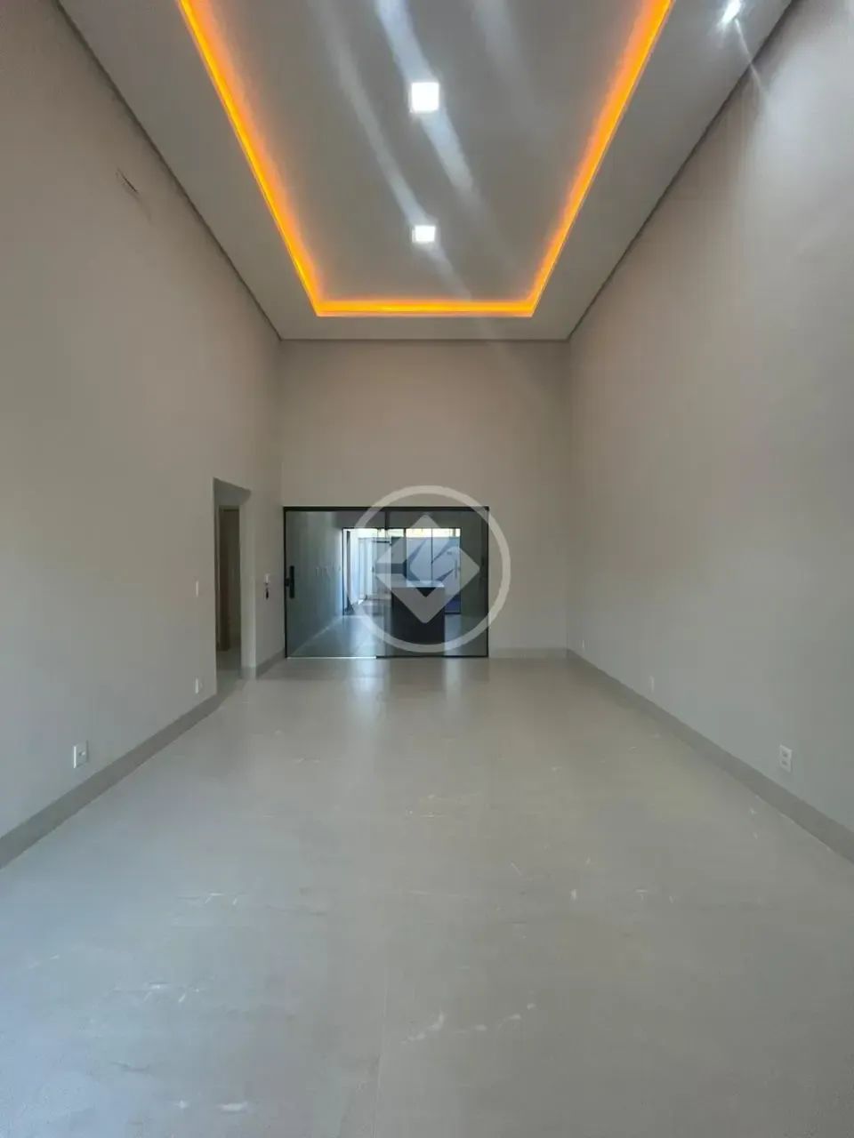 Vende-se Excelente Casa 3/4, Com 3 Suítes de Alto Padrão Próxima do Centro de Palmas codig - Foto 2