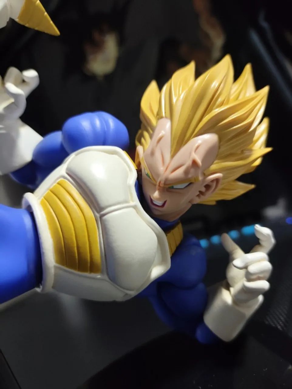 Figura Vegeta SSJ - Dbz World Figure Colosseum - Foto 2