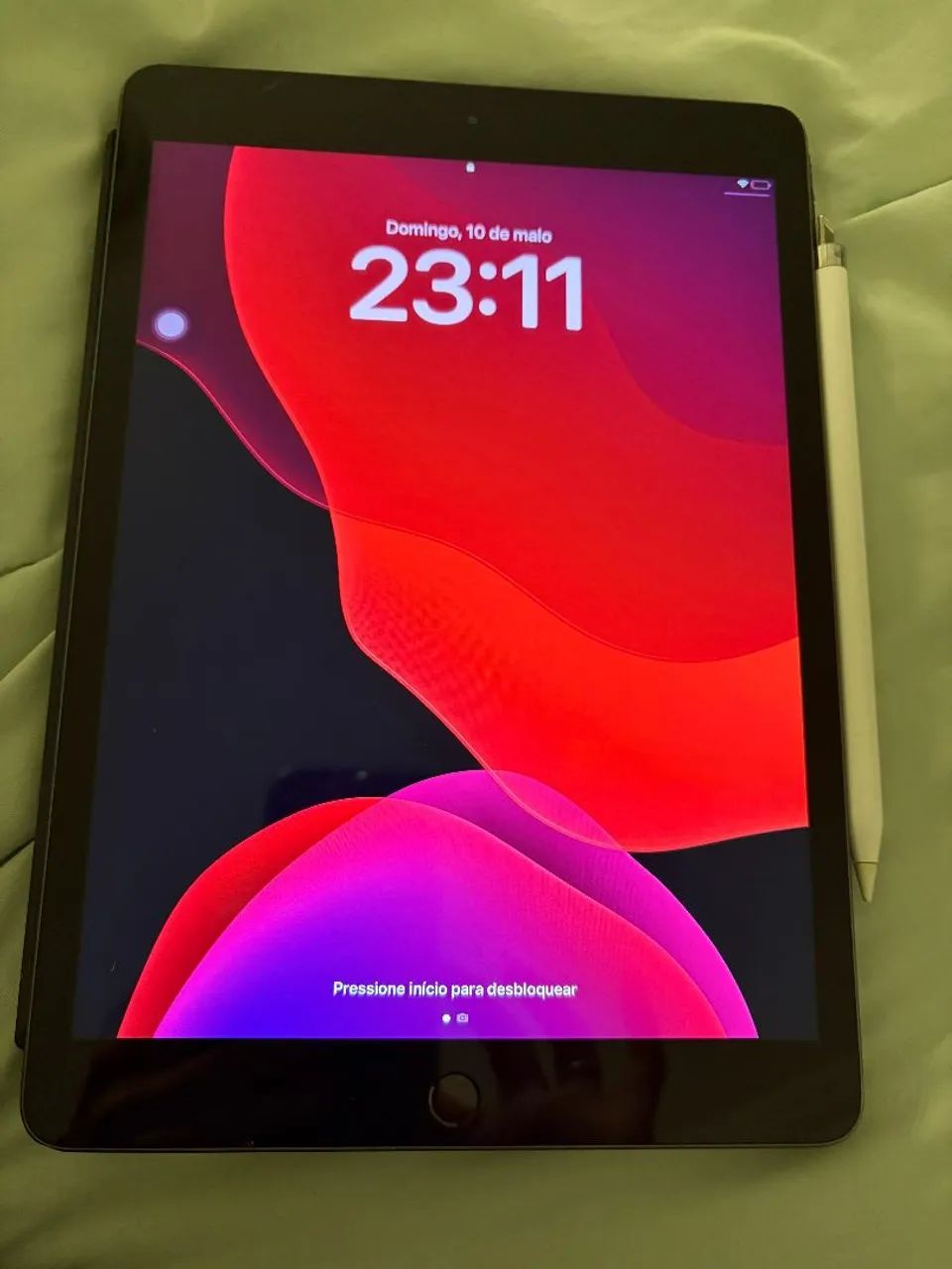 Ipad 7° geração 128gb WI-FI na cor cinza espacial - com caneta e
