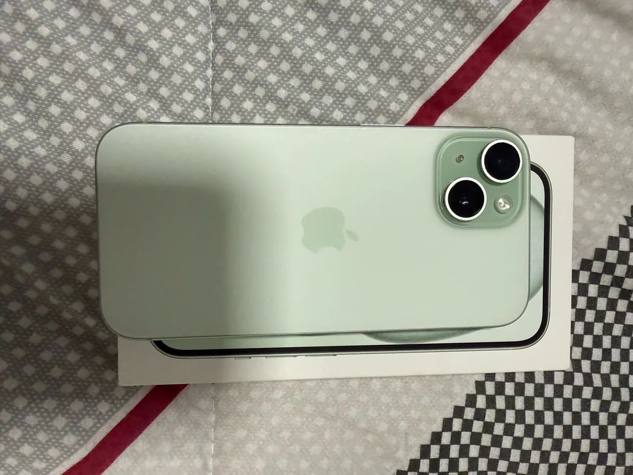 Vendo Iphone 15 - Foto 4