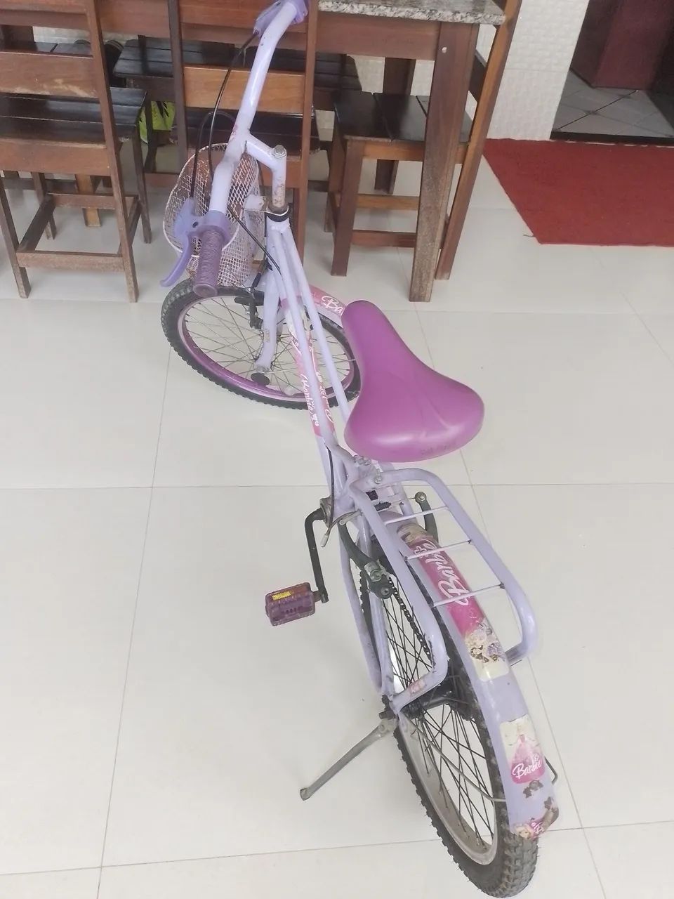 Bicicleta aro 20 feminina cor roxa - Foto 3