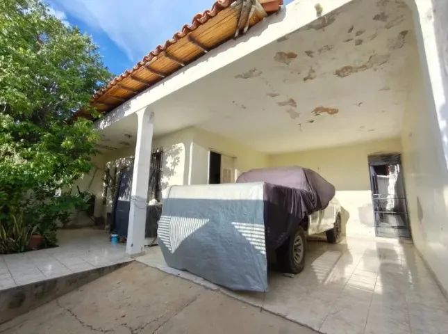 Casa á venda na ramadinha - R$ 130.000,00 