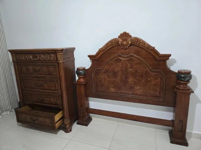 Cômoda Clássica Importada 5 gavetas  - Foto 5