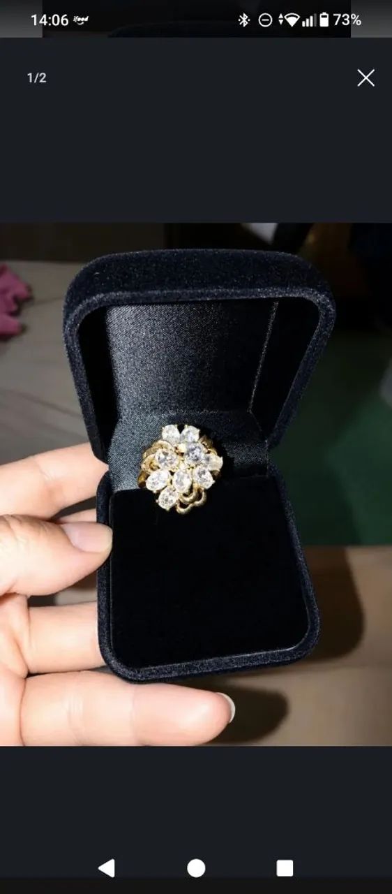 Anel folheado a ouro Flor Cravejada com Pedras Cristal - Foto 2