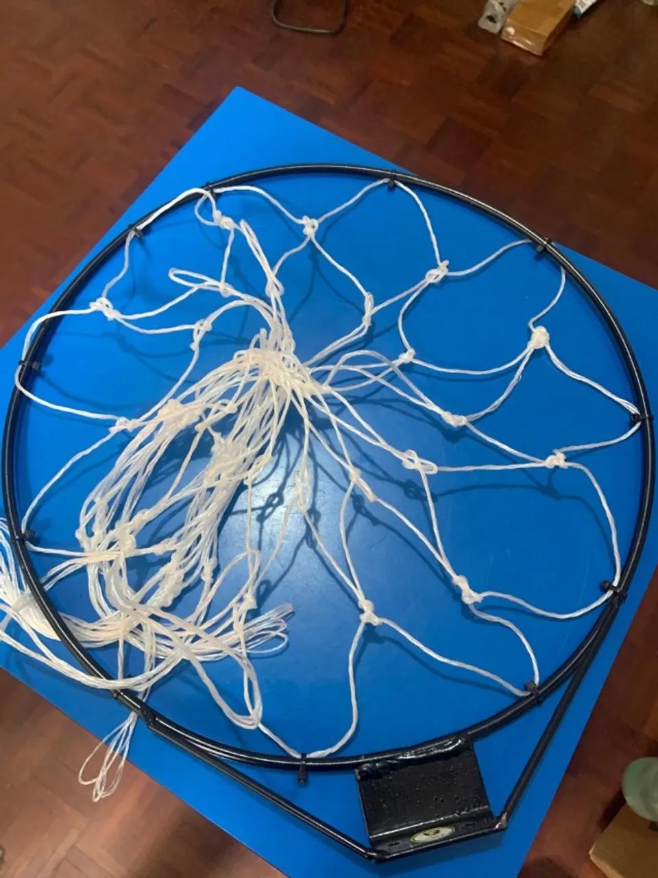 Cesta de basquete com rede 