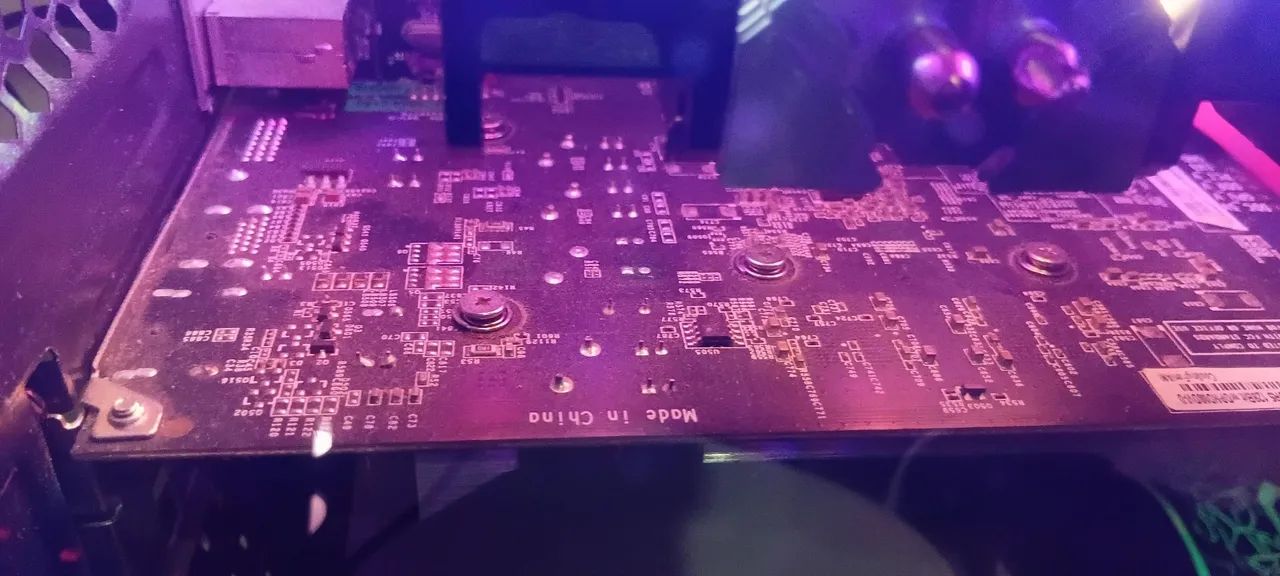Gtx 1050 super conservada