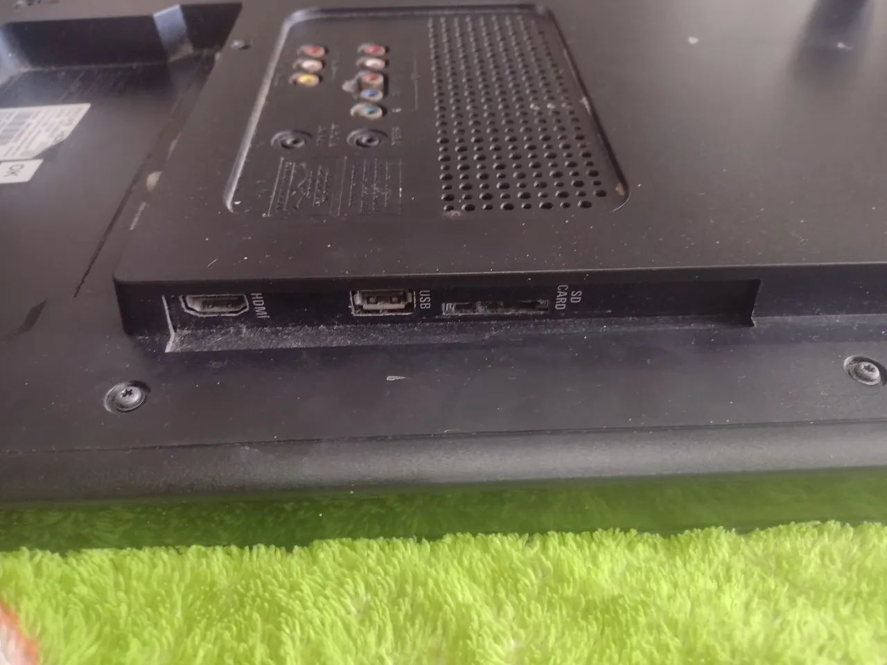 Tv 40 Philips com detalhe na tela - Foto 4