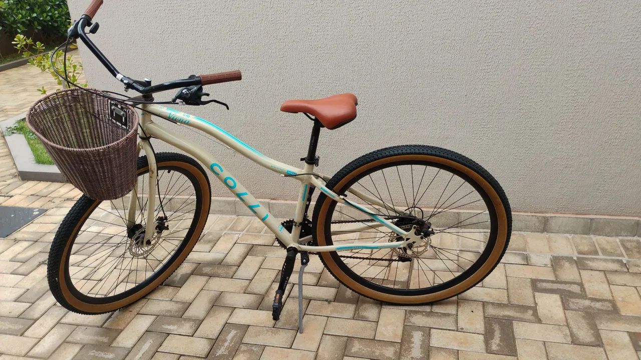 Bicicleta Vintage Com Cesto  - Foto 4