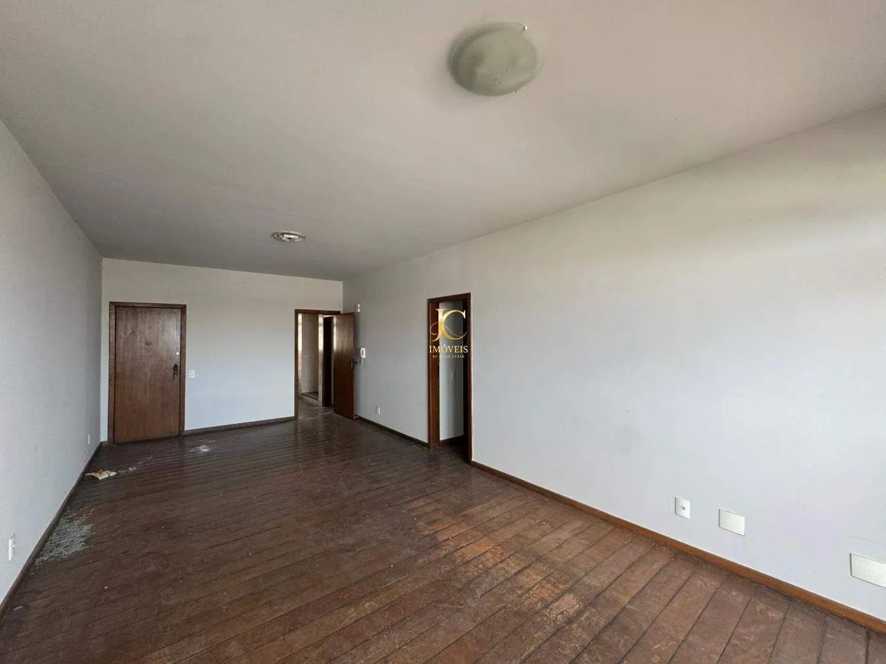 Apartamento 3 Quartos com 1 Suíte no Centro de Divinópolis  Frente, 115 m² - Foto 5