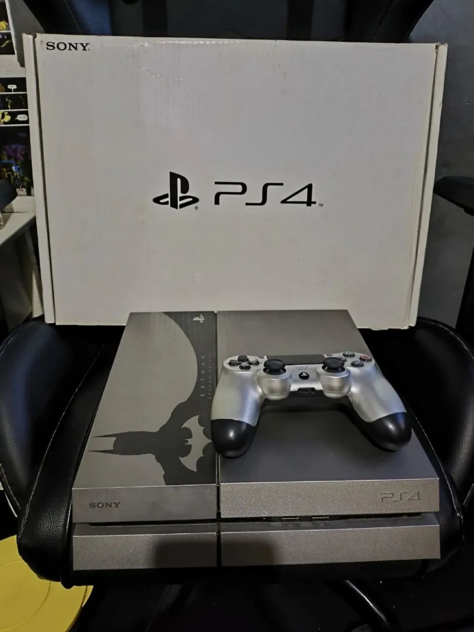 PS4 FAT - Edição limitada Batman Arkham Knight - Foto 2