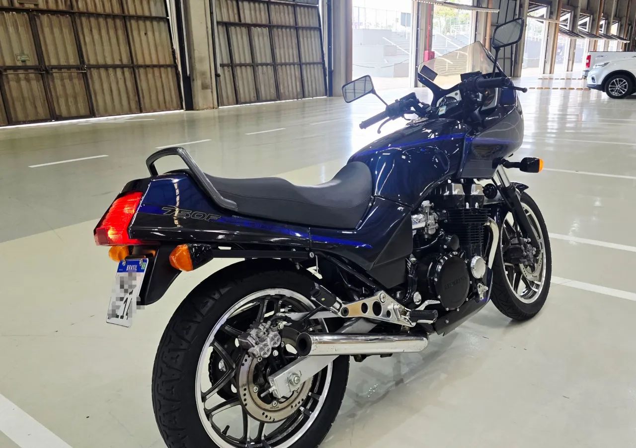 CBX750F NEON  - Foto 5