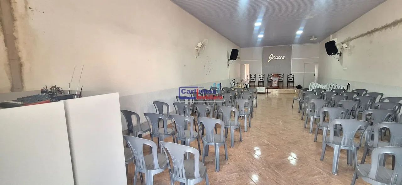 Salão comercial em Mateus Leme com 144m² de área total! Excelente oportunidade. - Foto 2