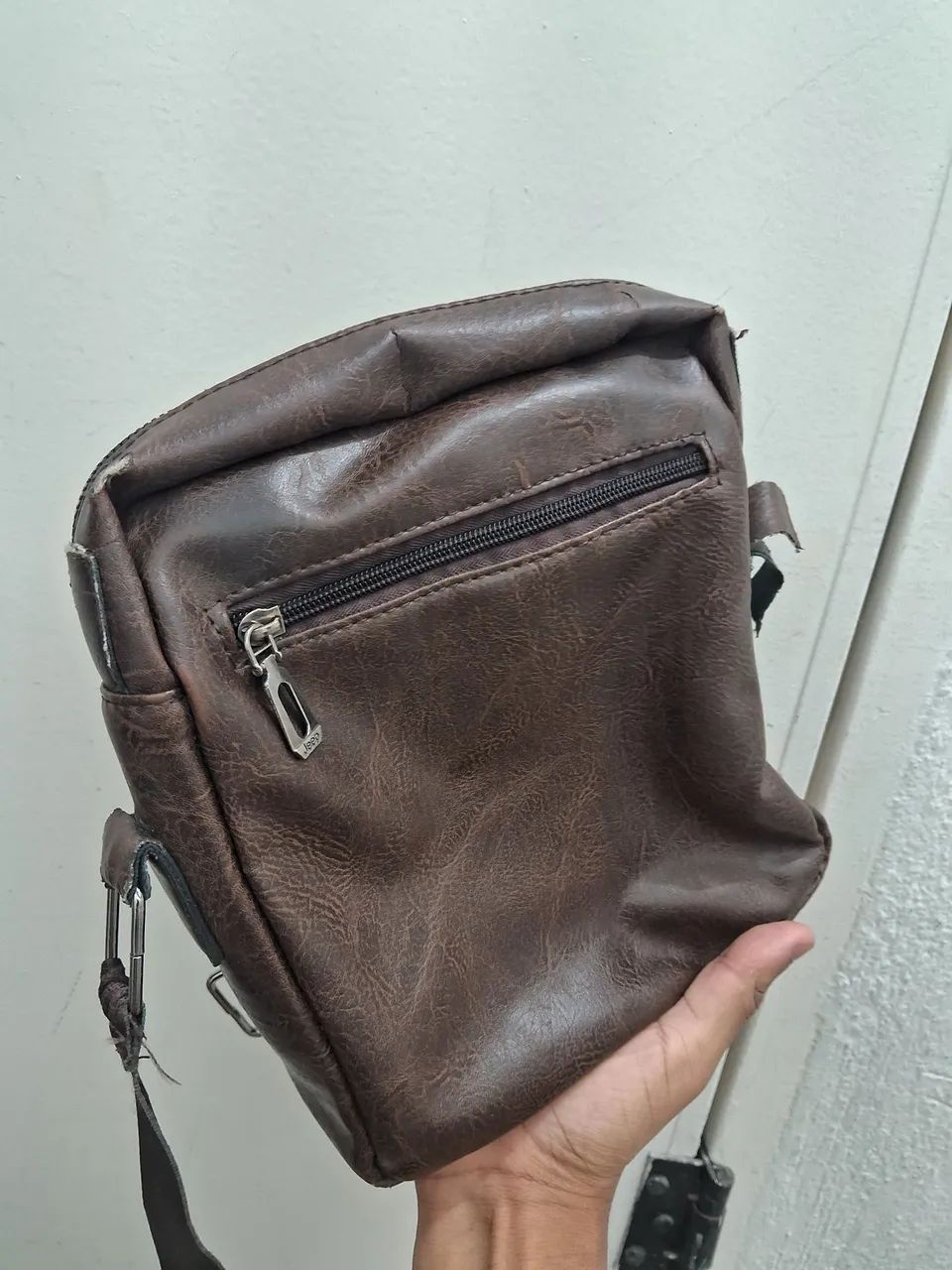 Bolsa Jeep Couro Boluo Em bom estado - Foto 4
