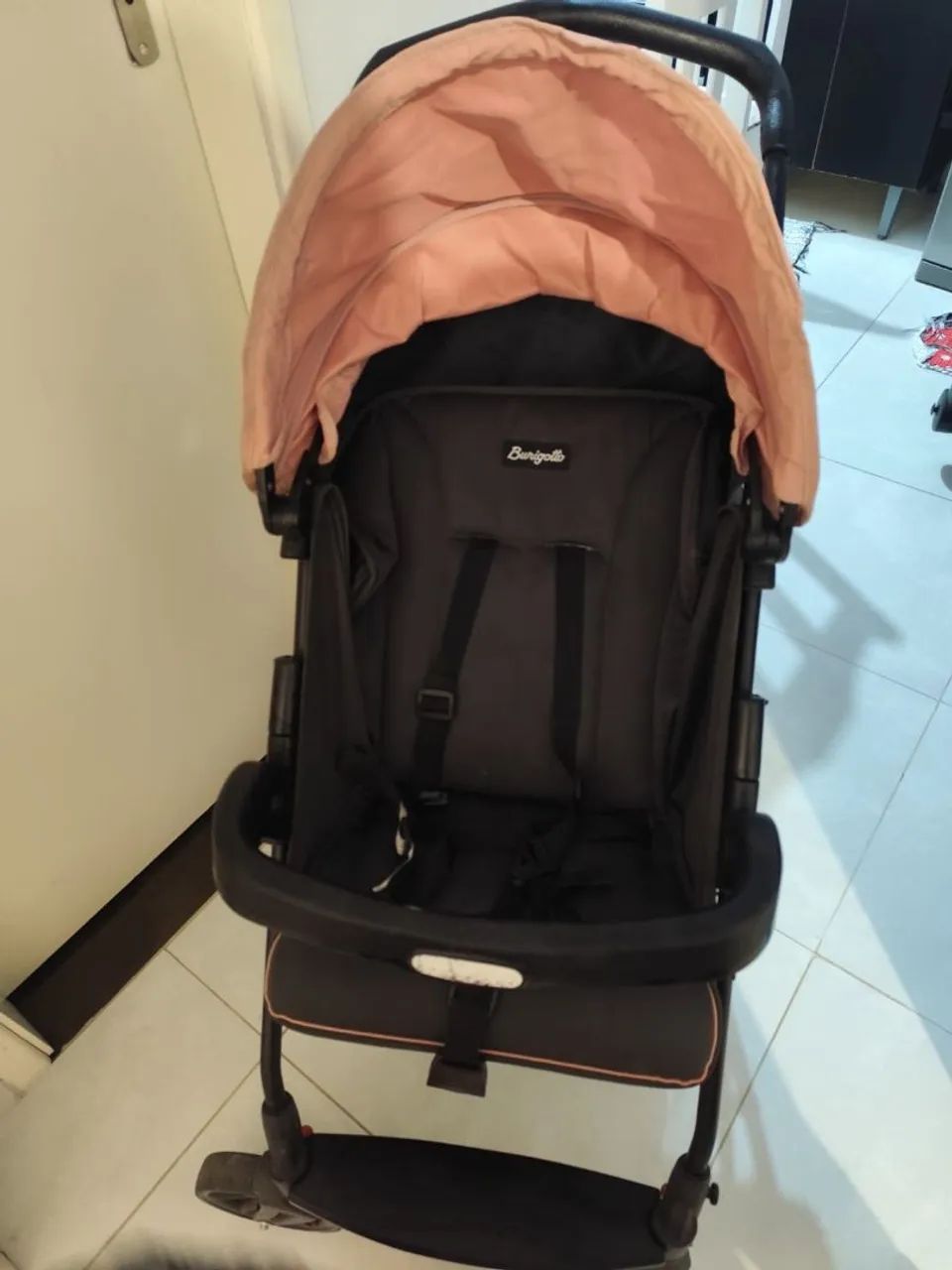 Carrinho de bebê e bebê conforto - Foto 5