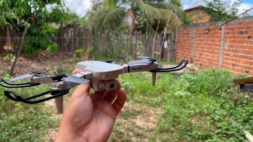 ? Drone Pro Dobrável Full HD Wi-Fi com Câmera - Completo