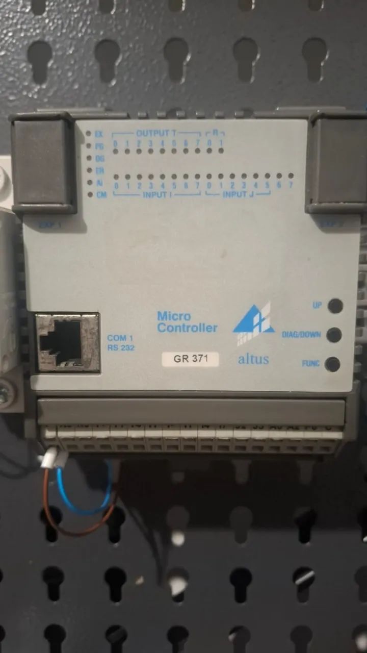 CONTROLADOR PROGRAMÁVEL ALTUS GR371