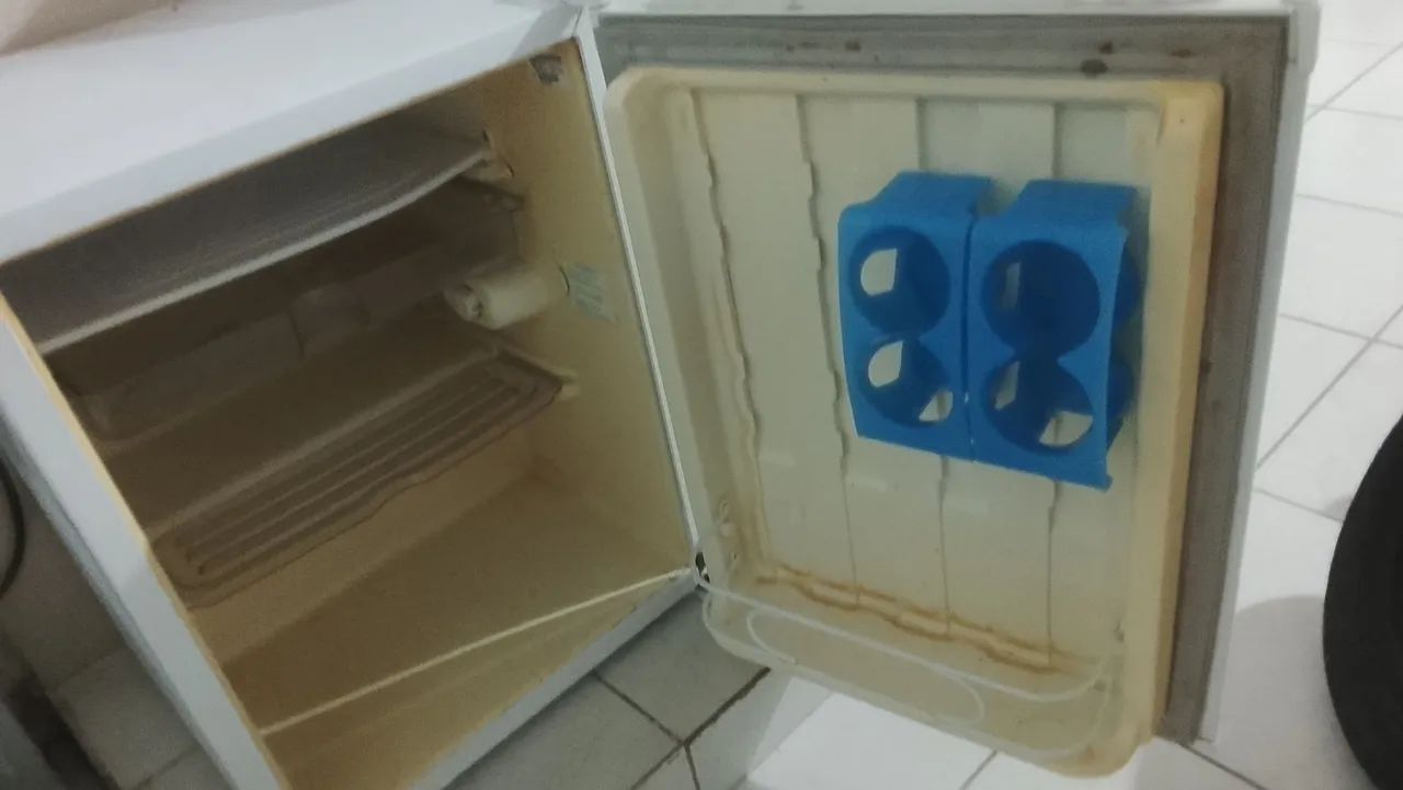 Frigobar em perfeito Estado funcionando  - Foto 3