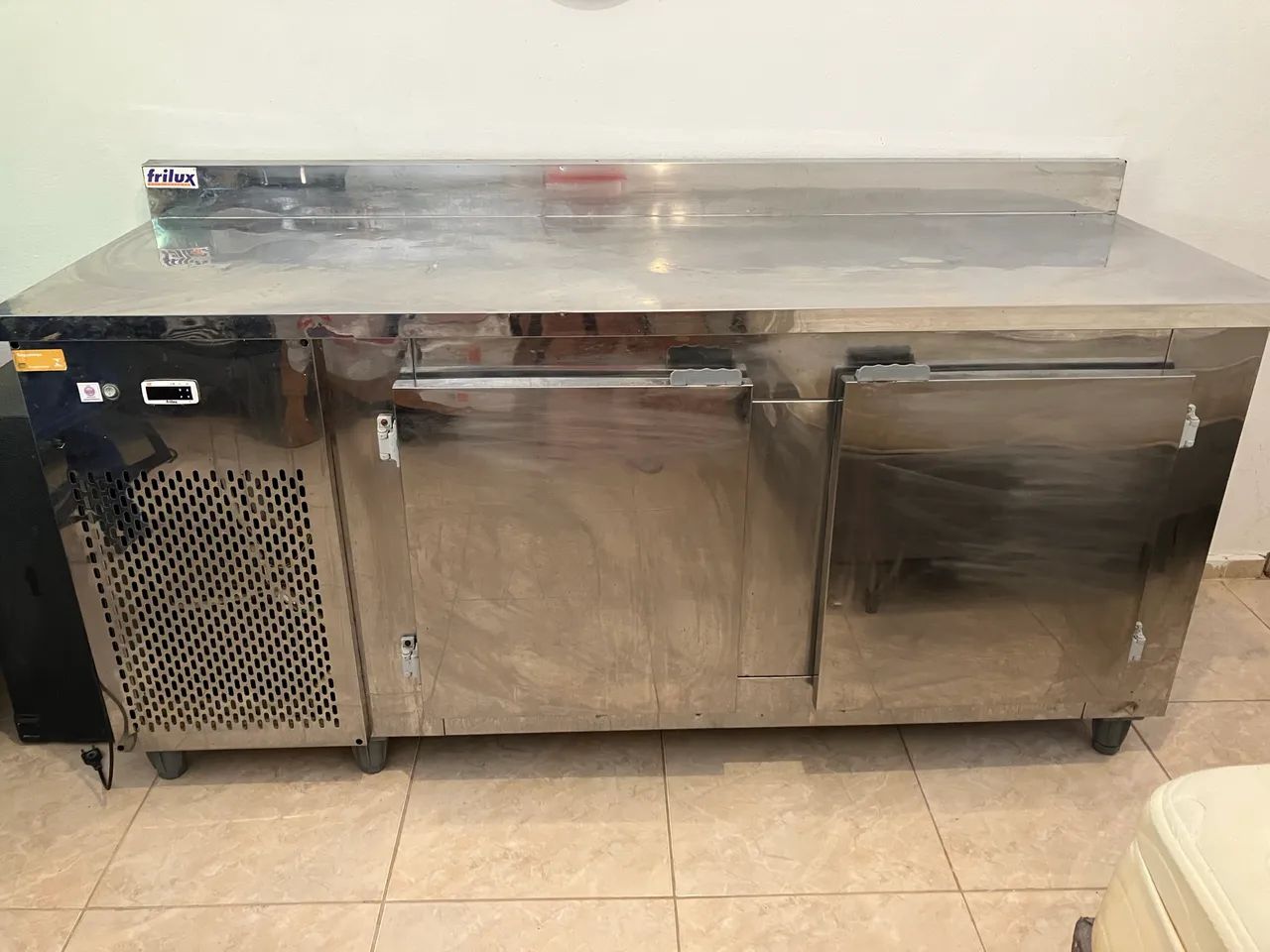 Balcão refrigerado Frilux - Inox