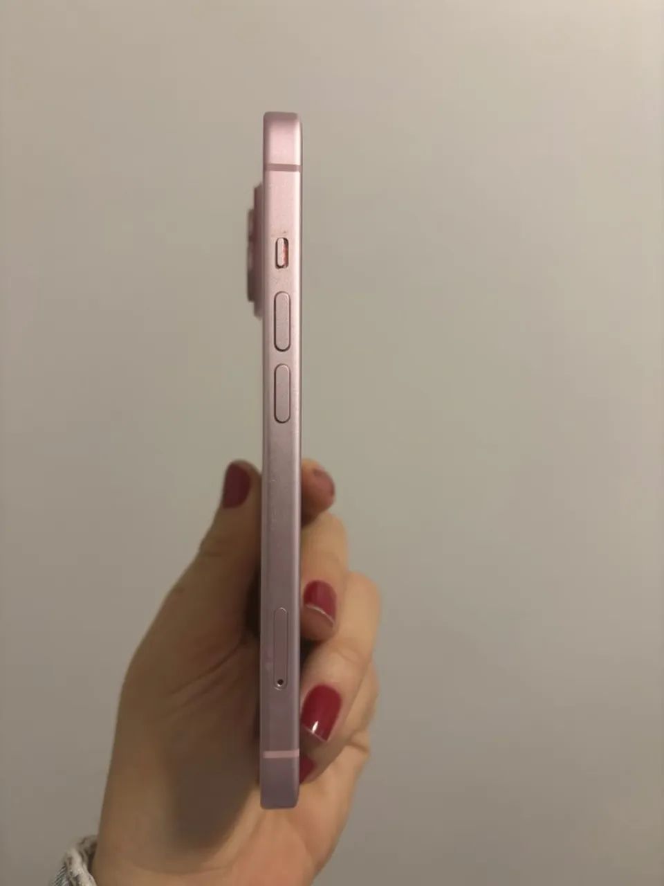 iPhone 15 rosa 128g semi novo - Foto 3