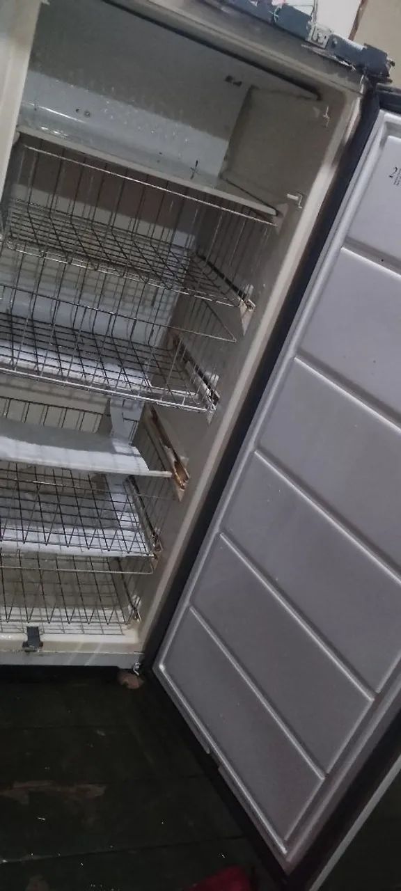 Vende-se freezer vertical - Foto 5