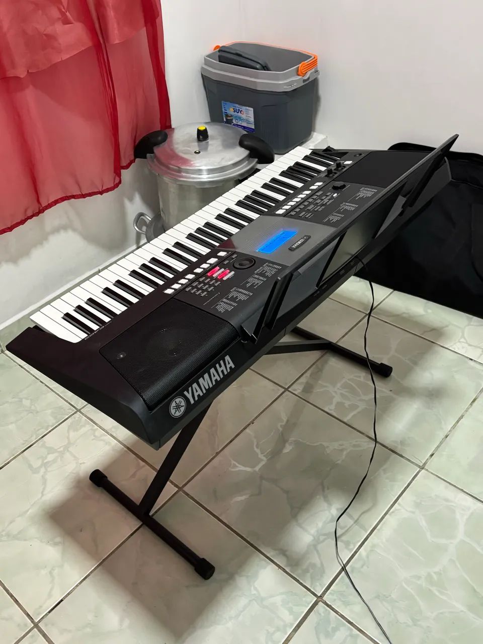 Teclado eletrônico Yamaha PSR-E453 + Suporte + Capa | 61 teclas - Foto 4