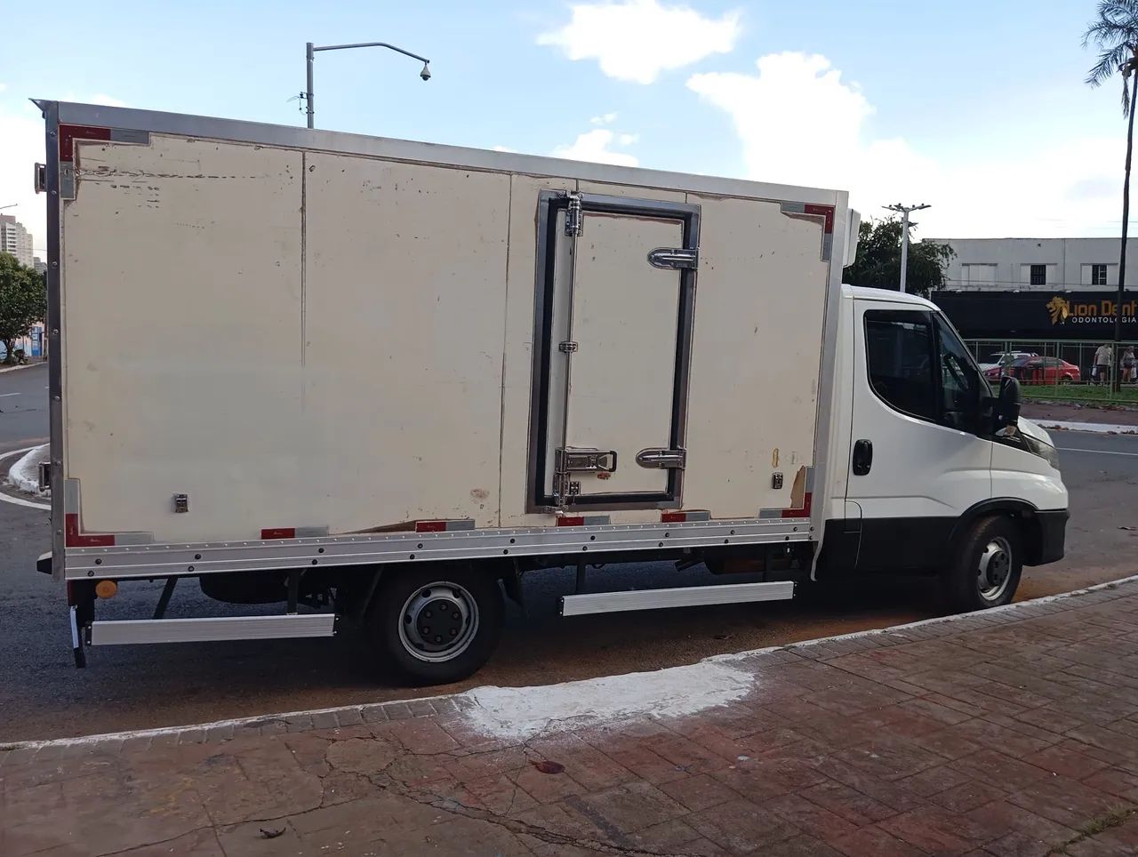 IVECO DAILY Baú Refrigerado  - Foto 5