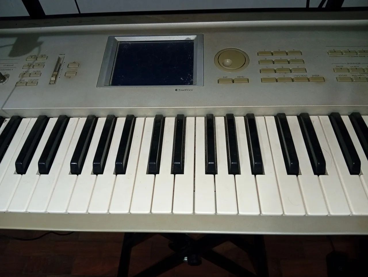 Korg Triton Pro 76 - Foto 2