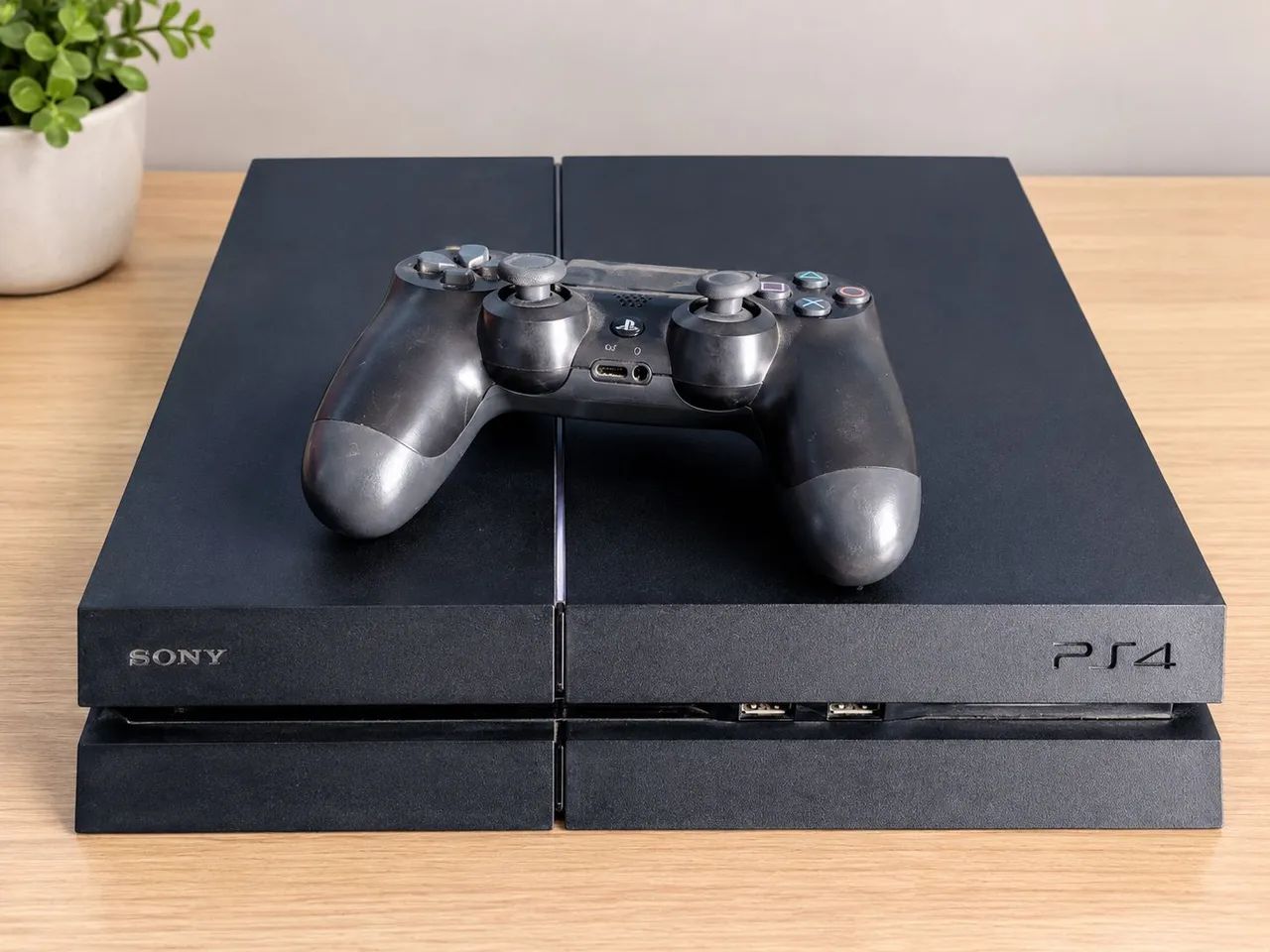 Ps4 plastation 4