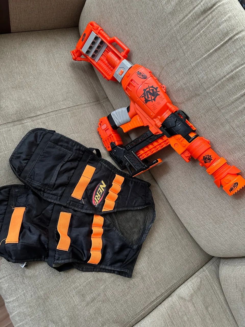Arma nerf lançador zombie 
