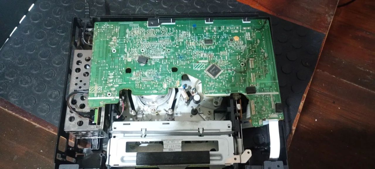 Sucata VCR Sharp VC-1394B (para peças) - Foto 3