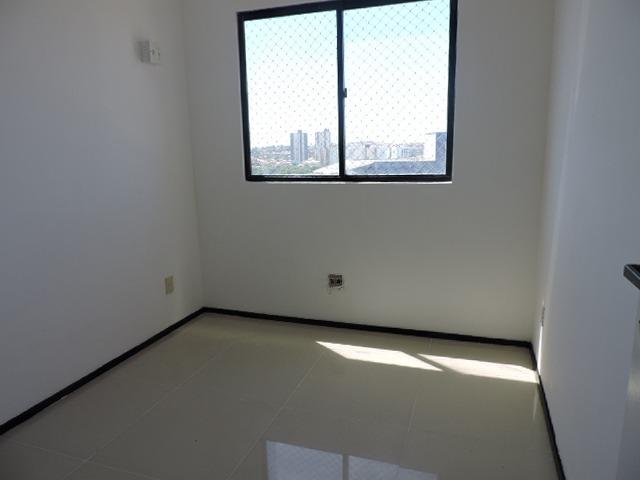 Ótimo apto na Varjota. Contato: (85)3264.1514 / 98736.2691 - Foto 4