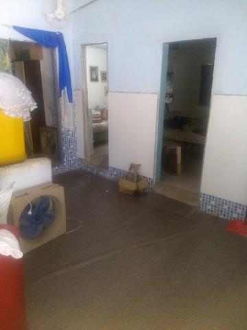 Casa com salão de festa e comércio uma padaria e confeitaria montada tudo encruzo