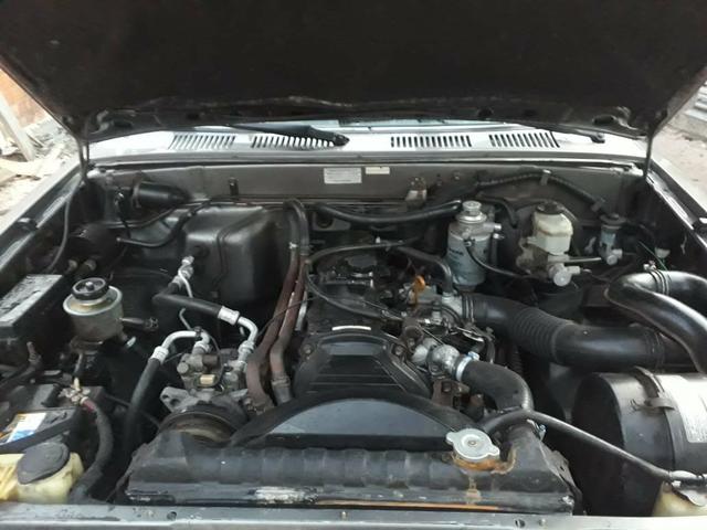Hilux 2.8 aspirada ano 2000