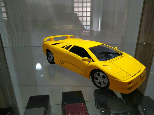 Lamborghini Diablo (30 anos) - Foto 3