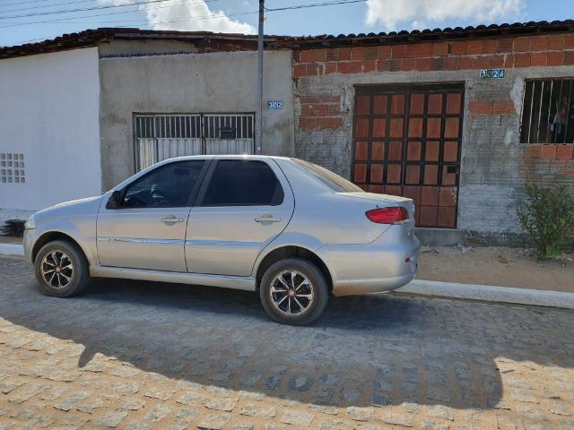 Adriano vendo um carro - Foto 3