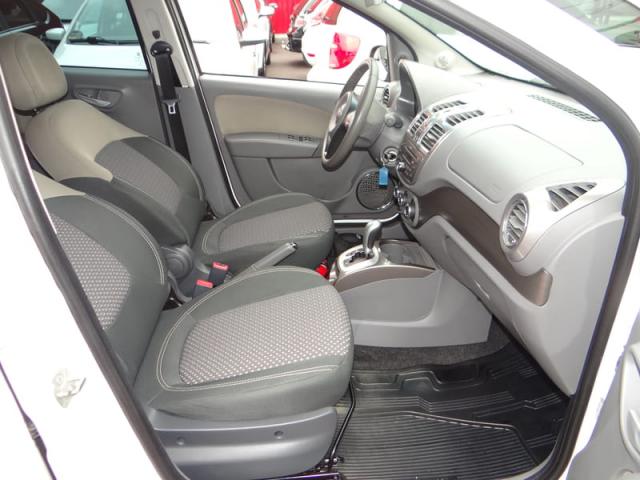 FIAT GRAND SIENA ESSENCE DUALOGIC 1.6 16V FLEX 2015 - Foto 15