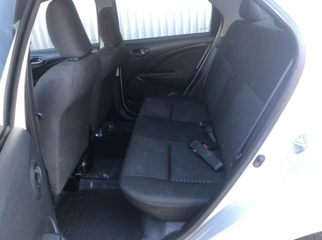 V/T Etios sedan X 1.5 2015/2015 de particular, Ipva 2019 ok! - Foto 10
