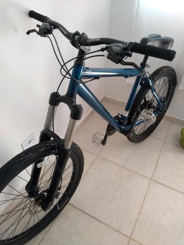 Bicicleta ótimo estado tudo novo banco detalhes e cor - Foto 4