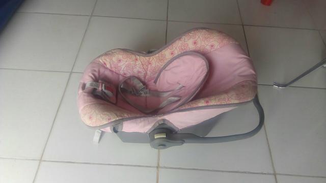 Vendo um bebê conforto e perfeito estado
