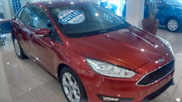 Ford Focus 2.0 se Fastback 16v - Foto 2