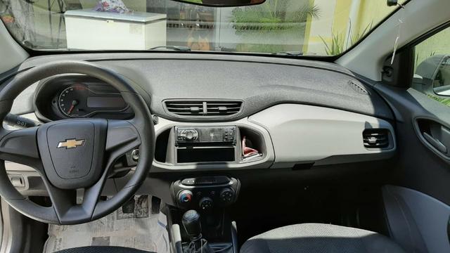 Prisma Joy 1.0 seminovo Branco Impecável carro de mulher - Foto 3