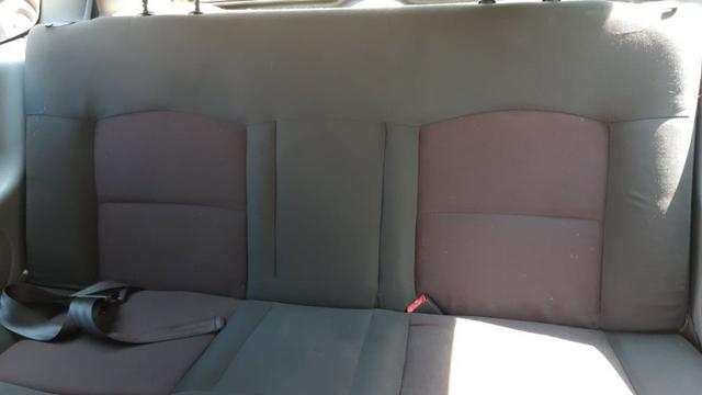 Renault Clio Exp 1.0 - 2007 - Foto 6