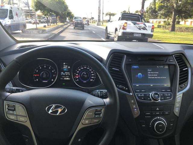 Hyundai Grand Santa Fé - Foto 10